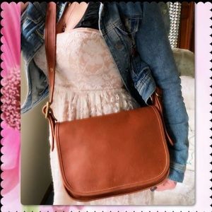 PATRICIA’S LEGACY BRITISH TAN CROSSBODY SADDLE BAG 9951